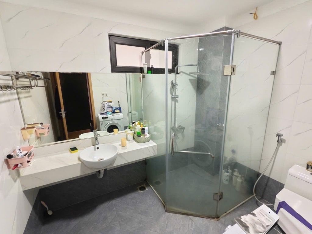 Bán nhà Khâm Thiên - diện tích 50.3m2 8 tầng - Lô góc thang máy - giá 17 tỷ