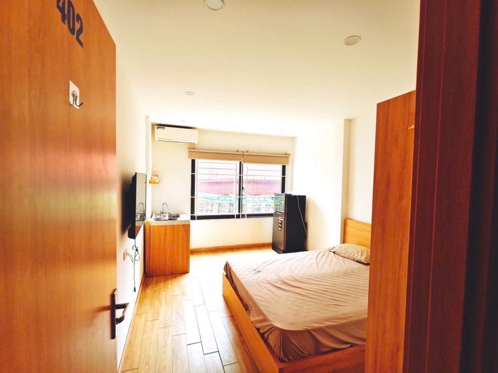 Bán nhà Khâm Thiên - diện tích 50.3m2 8 tầng - Lô góc thang máy - giá 17 tỷ