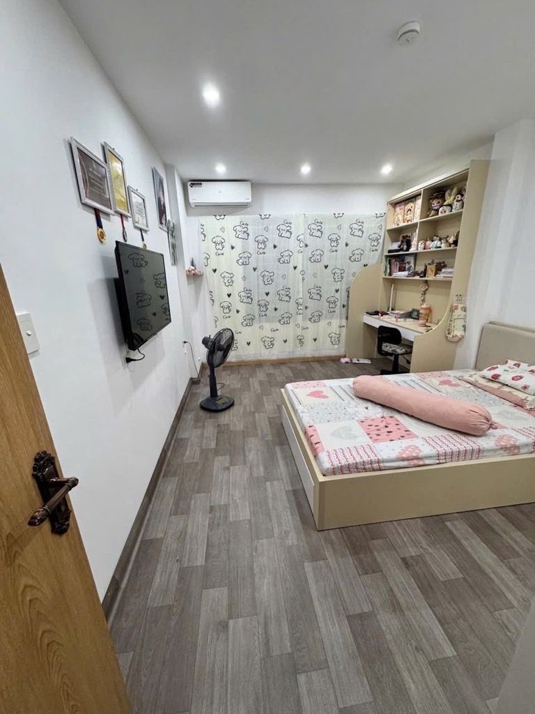 Bán nhà Khâm Thiên - diện tích 50.3m2 8 tầng - Lô góc thang máy - giá 17 tỷ