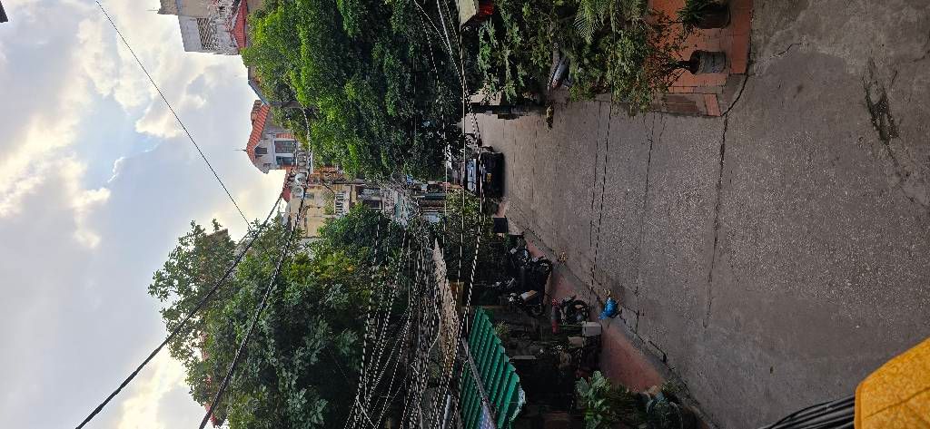 Bán nhà Trương Định - diện tích 120m2 3 tầng - Căn góc - giá 4,8 tỷ