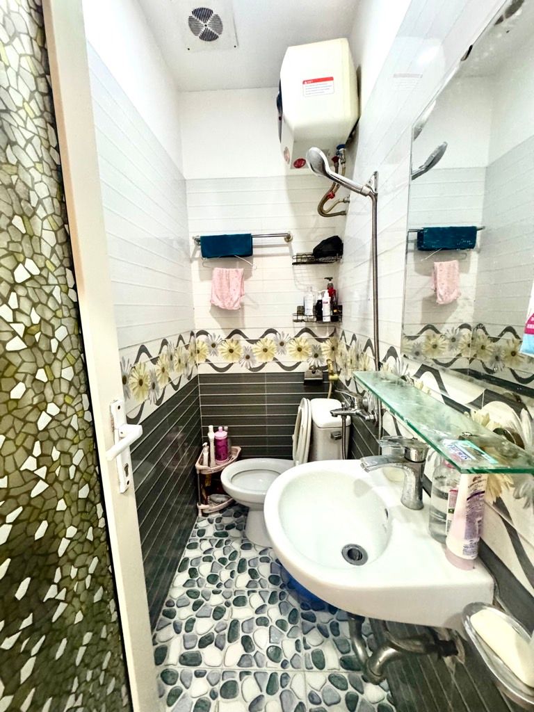 Bán nhà Khương Đình - diện tích 35m2 1 tầng - Căn Hộ CCMN Tầng Cao Thoáng Sáng - giá 1,69 tỷ