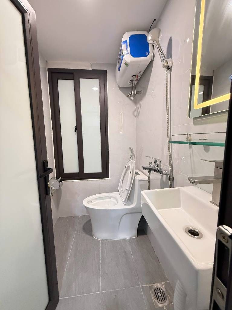 Bán nhà Kim Liên - diện tích 120m2 4 tầng - Lô góc 3 mặt thoáng - giá 4,6 tỷ