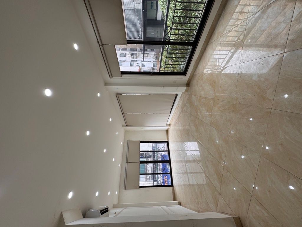 Bán nhà Láng Hạ - diện tích 32m2 6 tầng - Lô góc - giá 20 tỷ