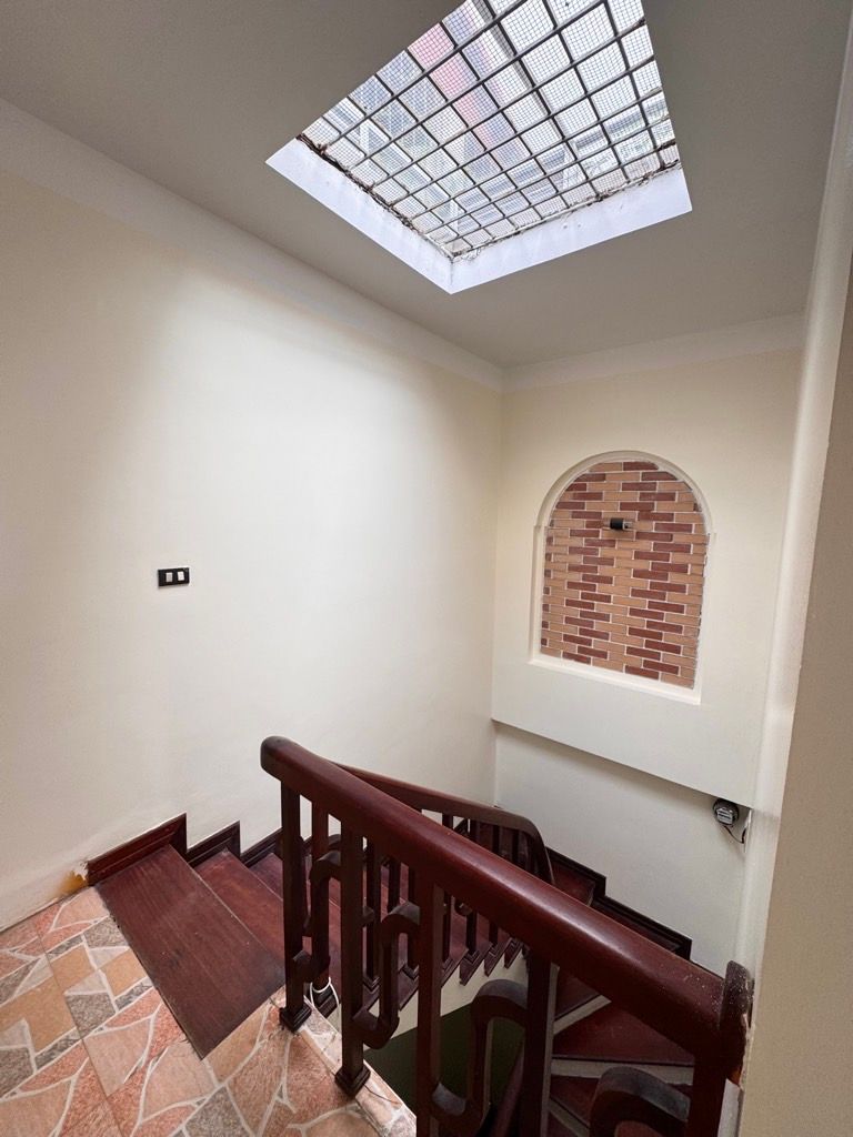 Bán nhà Láng - diện tích 40m2 5 tầng - Ô TÔ - GẦN PHỐ - LÔ GÓC - giá 14,4 tỷ