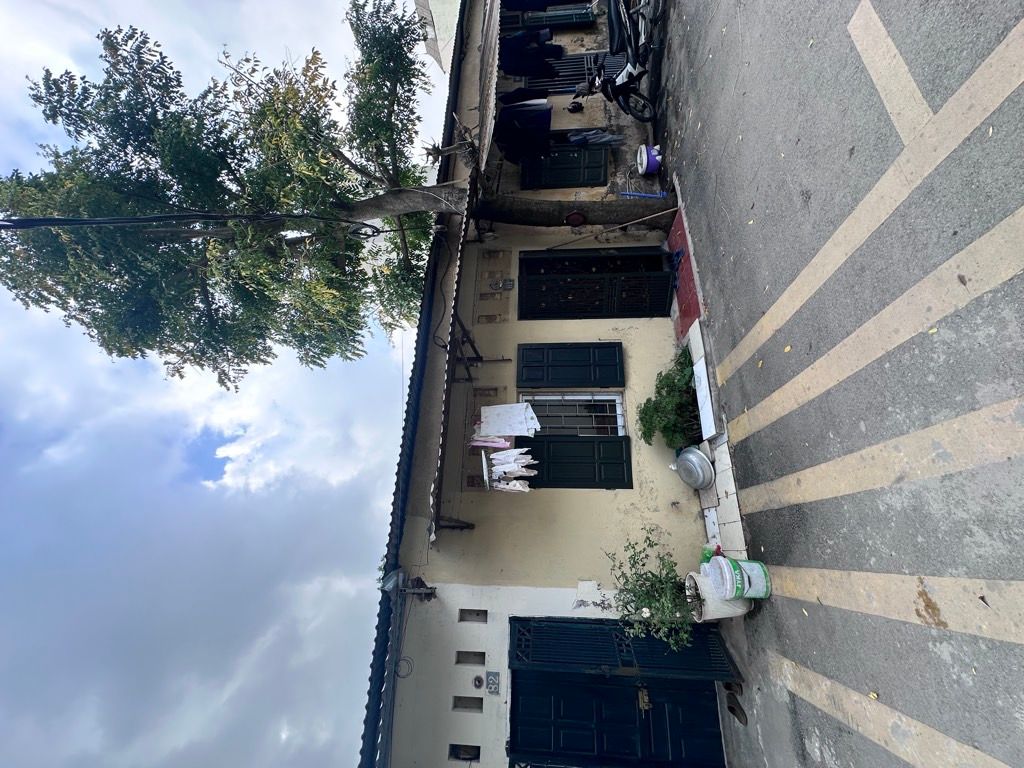 Bán nhà Nguyễn Khoái - diện tích 62.4m2 1 tầng - ô tô đỗ cửa - giá 10 tỷ