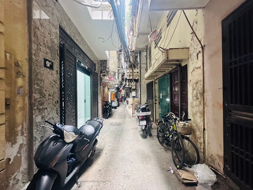 Bán nhà Đồng Nhân - diện tích 41m2 5 tầng - Ngõ thông - giá 14,5 tỷ