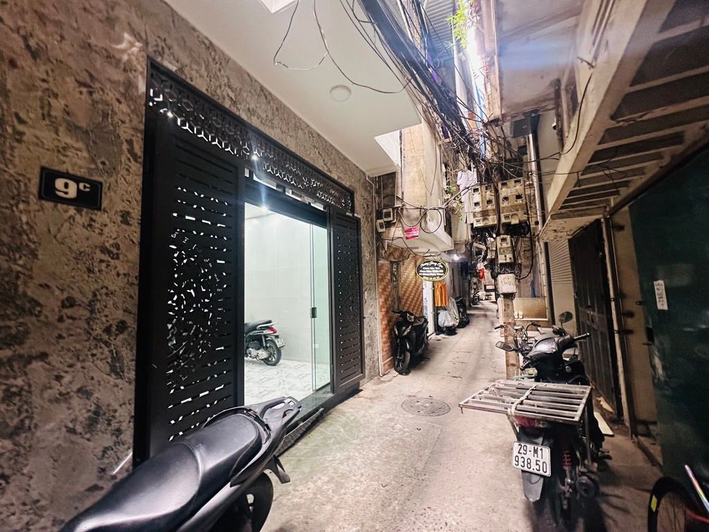 Bán nhà Đồng Nhân - diện tích 41m2 5 tầng - Ngõ thông - giá 14,5 tỷ