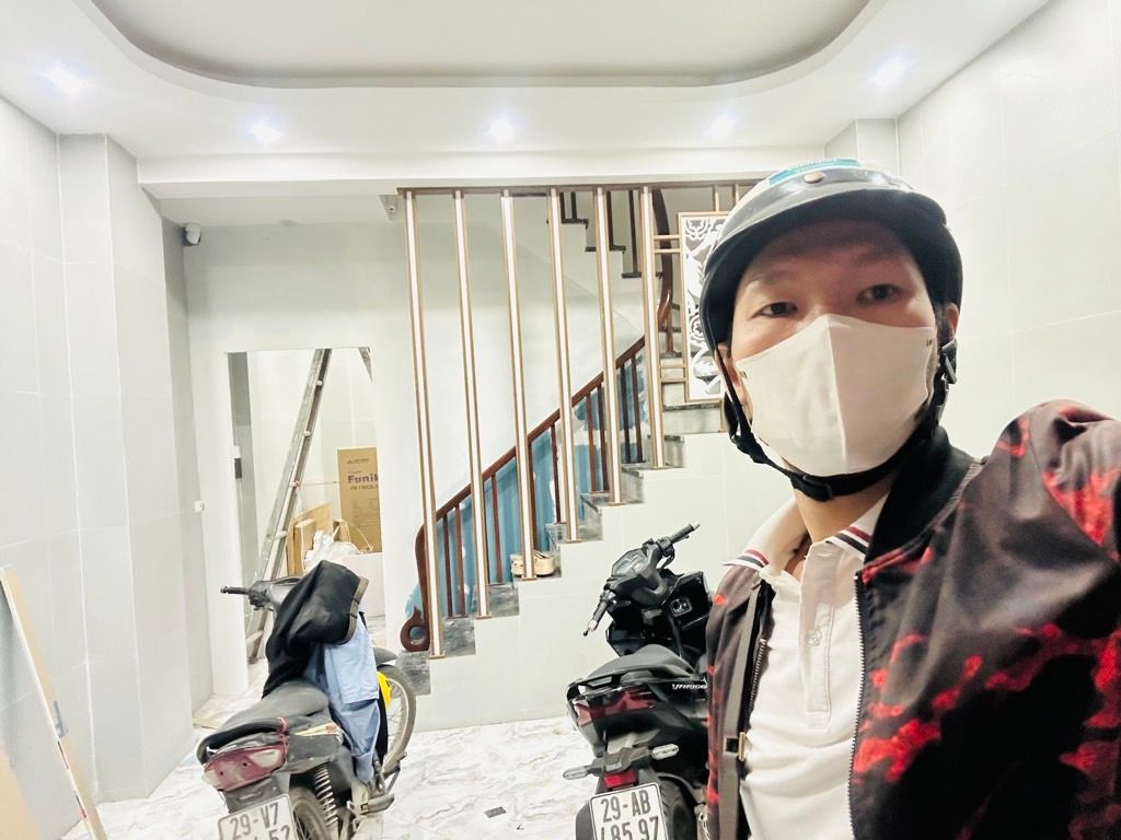 Bán nhà Đồng Nhân - diện tích 41m2 5 tầng - Ngõ thông - giá 14,5 tỷ