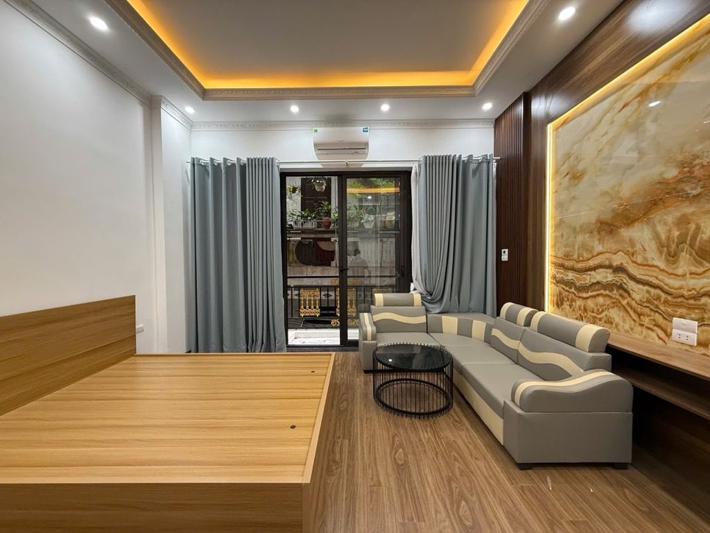 Bán nhà Đồng Nhân - diện tích 41m2 5 tầng - Ngõ thông - giá 14,5 tỷ