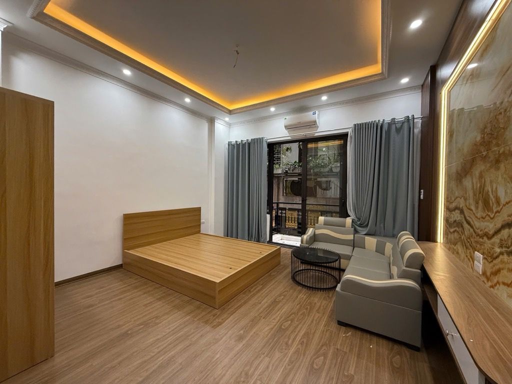 Bán nhà Đồng Nhân - diện tích 41m2 5 tầng - Ngõ thông - giá 14,5 tỷ