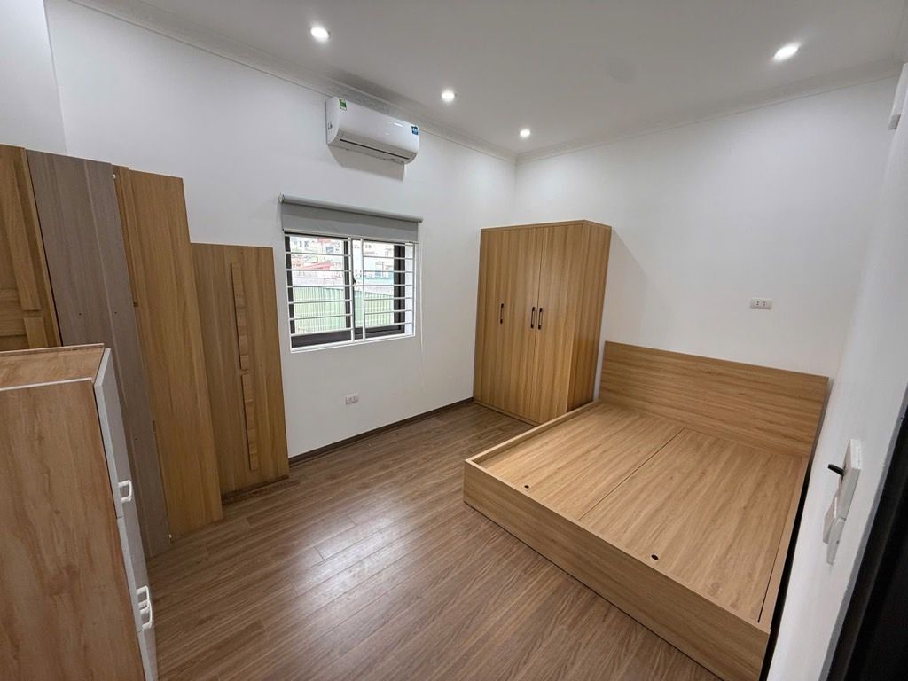 Bán nhà Đồng Nhân - diện tích 41m2 5 tầng - Ngõ thông - giá 14,5 tỷ