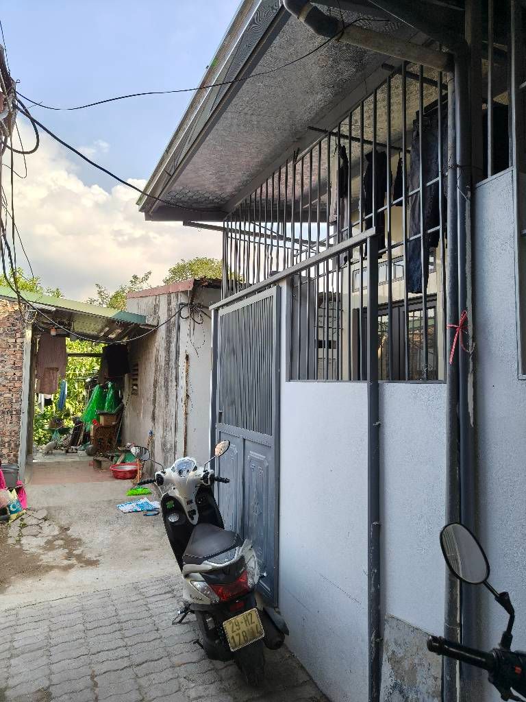 Bán nhà Thúy Lĩnh - diện tích 42m2 2 tầng - nhà căn góc ngõ thẳng đẹp - giá 6,2 tỷ