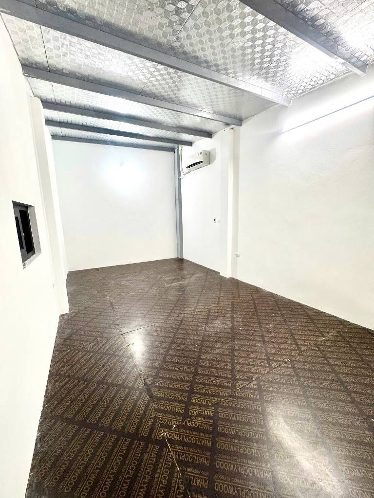 Bán nhà Thúy Lĩnh - diện tích 42m2 2 tầng - nhà căn góc ngõ thẳng đẹp - giá 6,2 tỷ