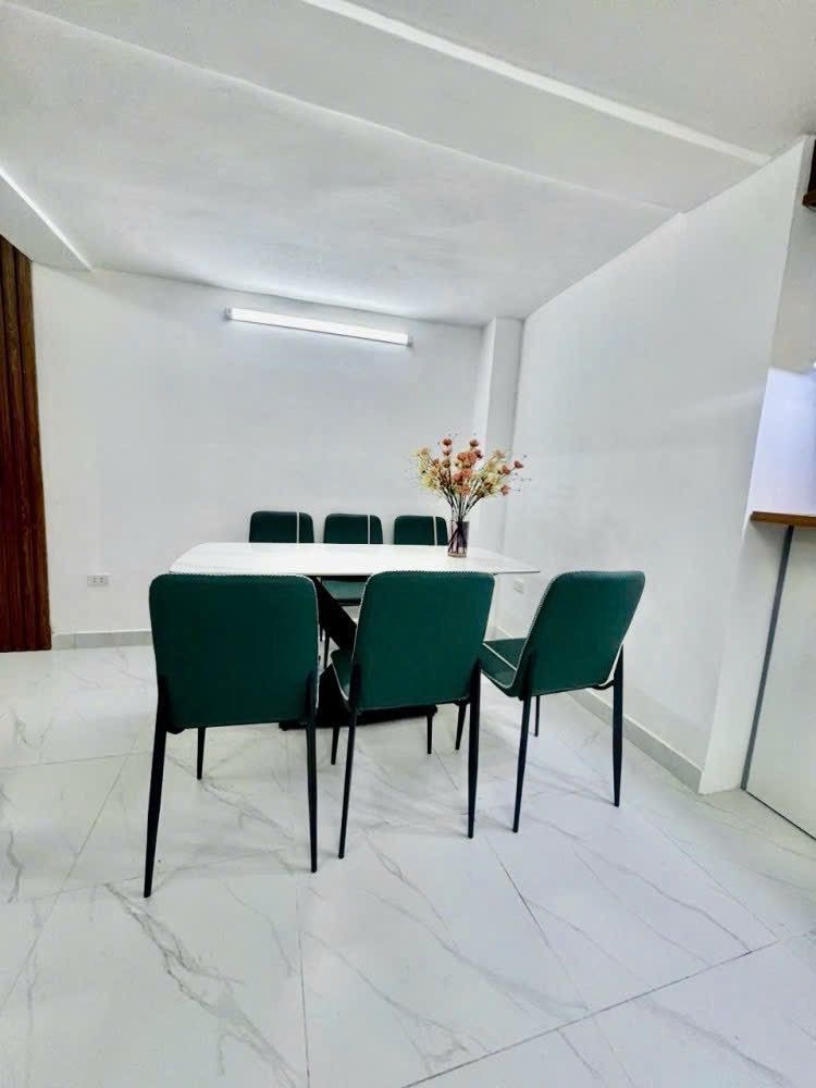 Bán nhà Nguyễn Chính - diện tích 33m2 4 tầng - Nhà đẹp ở luôn - giá 6,5 tỷ