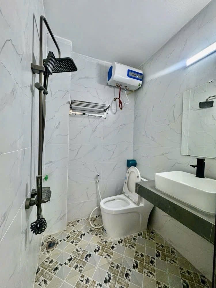 Bán nhà Nguyễn Chính - diện tích 33m2 4 tầng - Nhà đẹp ở luôn - giá 6,5 tỷ