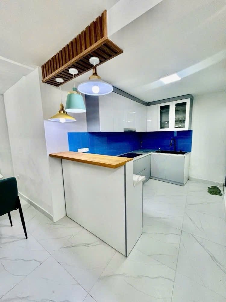 Bán nhà Nguyễn Chính - diện tích 33m2 4 tầng - Nhà đẹp ở luôn - giá 6,5 tỷ