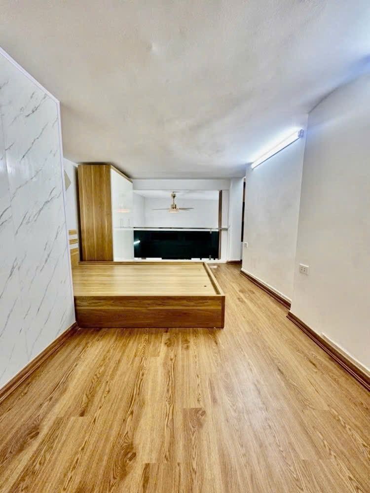 Bán nhà Nguyễn Chính - diện tích 33m2 4 tầng - Nhà đẹp ở luôn - giá 6,5 tỷ