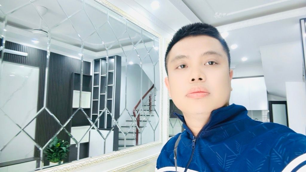 Bán nhà Lĩnh Nam - diện tích 30m2 5 tầng - Nhà mới kính koong, xây độc lập - giá 6,8 tỷ