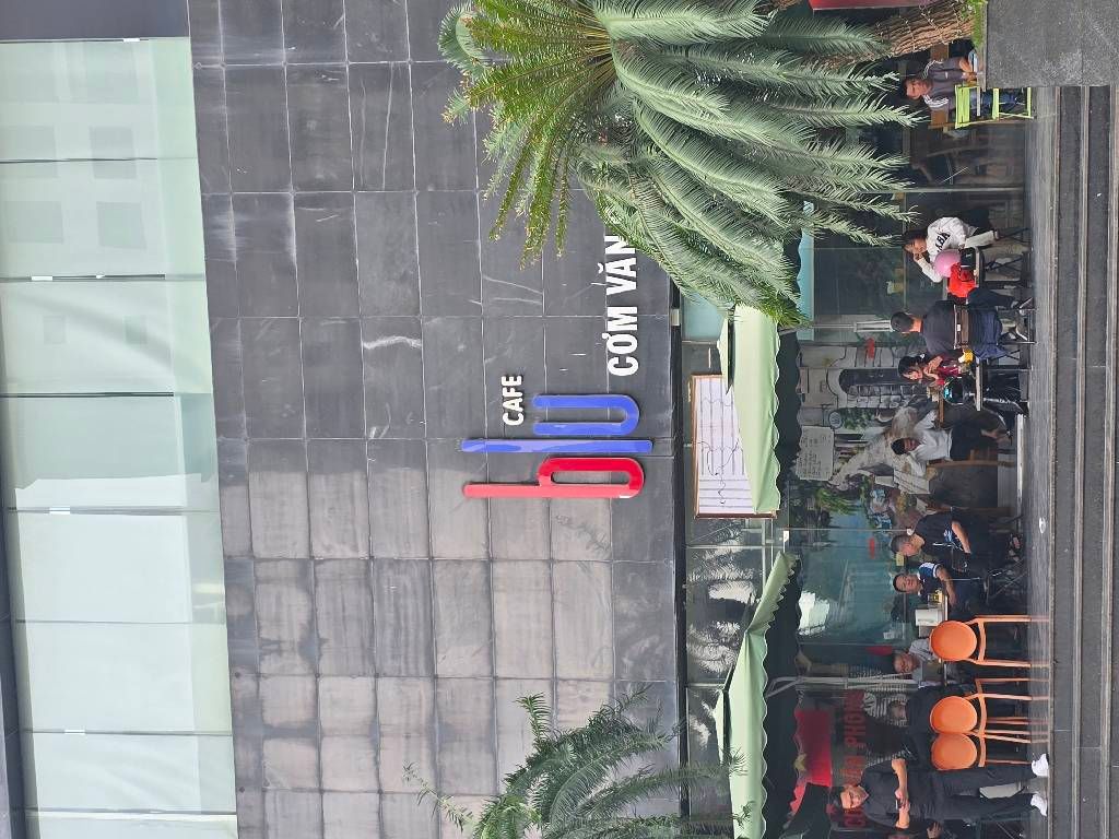 Bán nhà Nguyễn Trãi - diện tích 64m2 2 tầng - SHOPHOUSE VỊ TRÍ ĐẸP - giá 11,8 tỷ