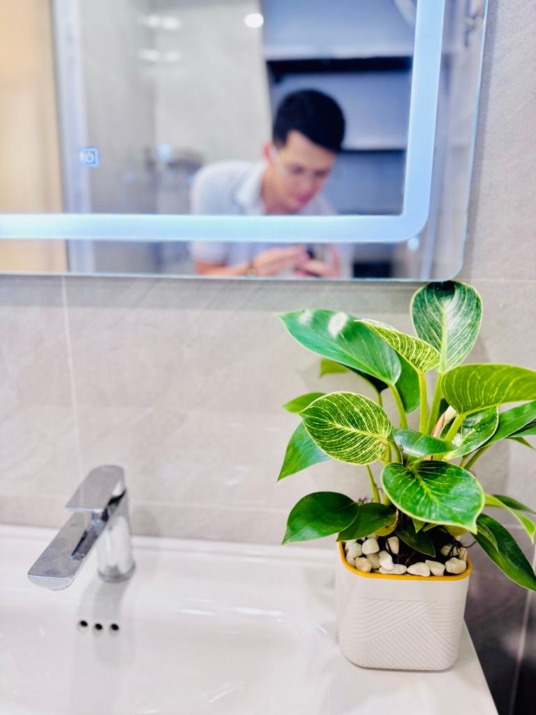 Bán nhà Vũ Hữu - diện tích 20,5m2 4 tầng - Ngõ 2,2m thông kinh doanh - giá 5,5 tỷ