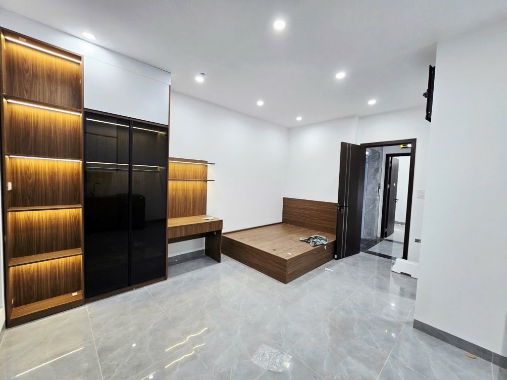 Bán nhà Khương Trung - diện tích 65m2 7 tầng - 18 phòng cho thuê - giá 18,8 tỷ