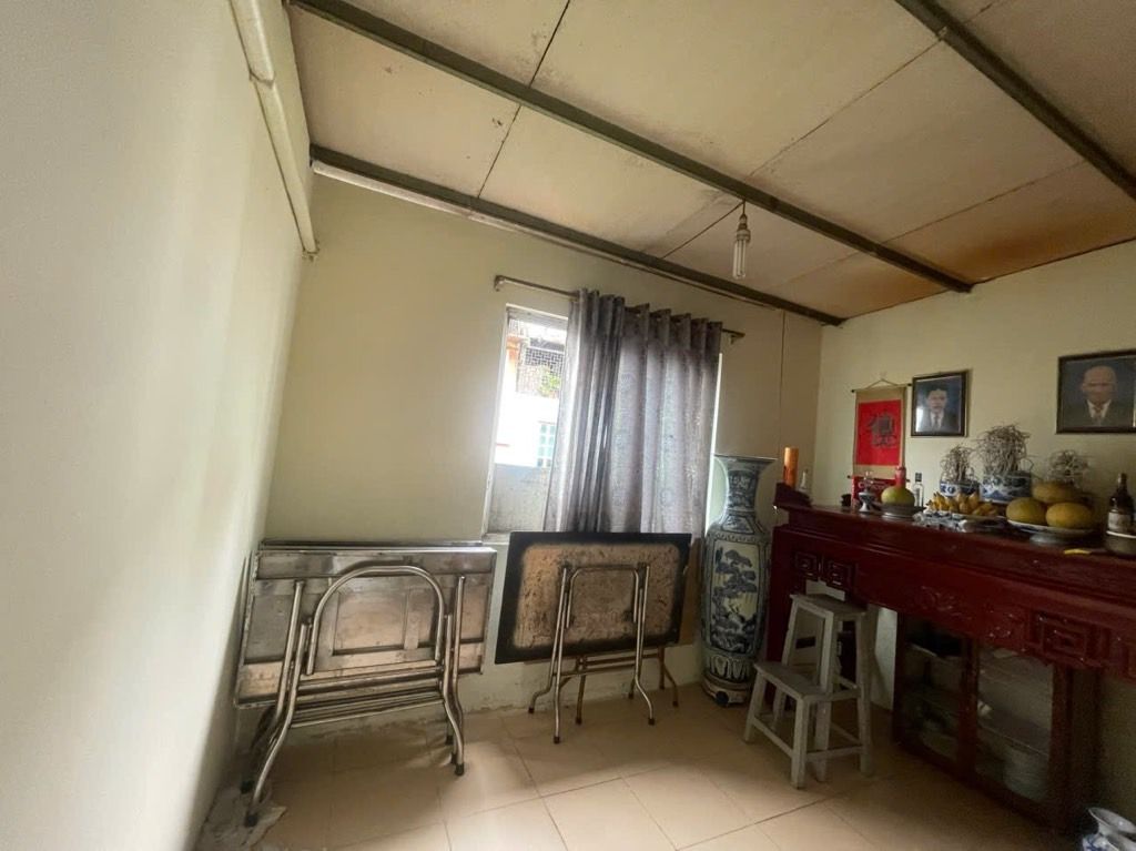 Bán nhà Vân Đồn - diện tích 31m2 3 tầng - Mặt phố - giá 14,5 tỷ