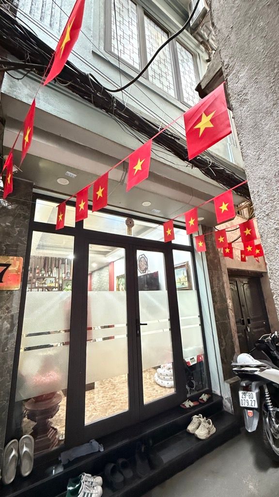 Bán nhà Văn Hương - diện tích 30m2 4 tầng - 2 mặt ngõ - giá 10,5 tỷ