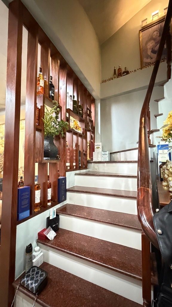 Bán nhà Văn Hương - diện tích 30m2 4 tầng - 2 mặt ngõ - giá 10,5 tỷ