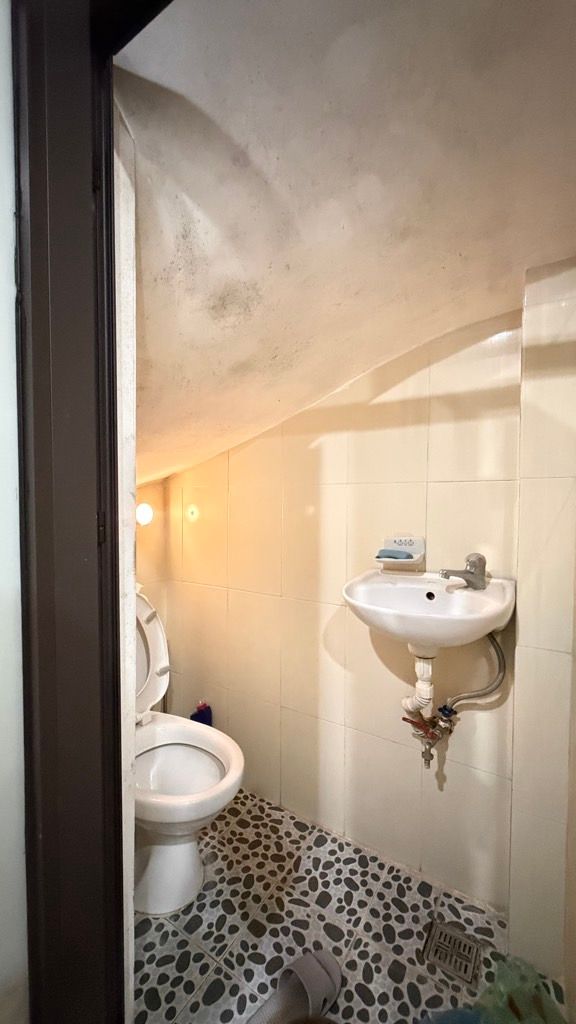 Bán nhà Văn Hương - diện tích 30m2 4 tầng - 2 mặt ngõ - giá 10,5 tỷ