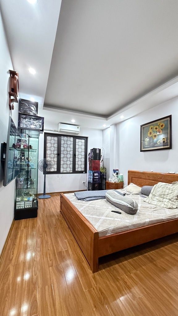 Bán nhà Văn Hương - diện tích 30m2 4 tầng - 2 mặt ngõ - giá 10,5 tỷ