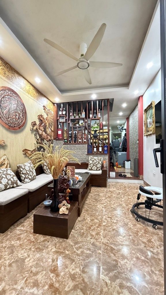 Bán nhà Văn Hương - diện tích 30m2 4 tầng - 2 mặt ngõ - giá 10,5 tỷ