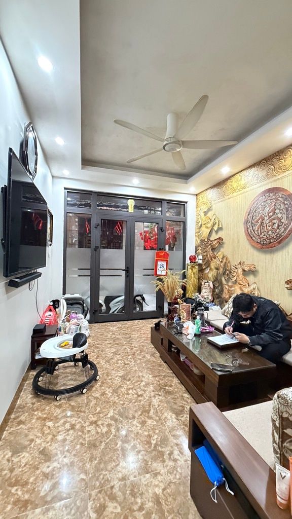 Bán nhà Văn Hương - diện tích 30m2 4 tầng - 2 mặt ngõ - giá 10,5 tỷ