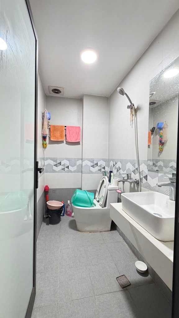 Bán nhà Phố 8/3 - diện tích 36m2 4 tầng - Mặt phố kinh doanh sầm uất - giá 13,5 tỷ