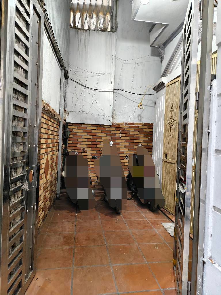 Bán nhà Yên Lạc - diện tích 58.7m2 3 tầng - Kinh doanh online - giá 12,6 tỷ