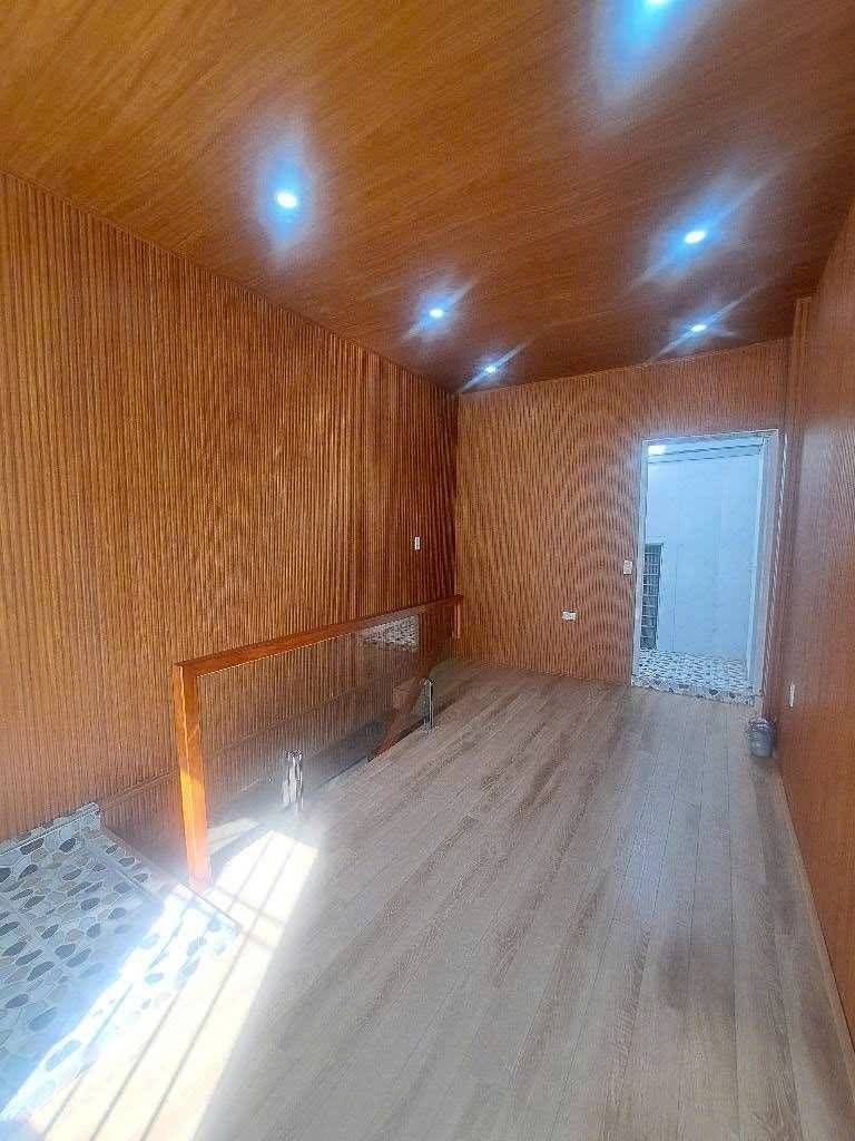 Bán nhà Tập thể Tân Mai - diện tích 55m2 2 tầng - Ô tô đỗ cửa - giá 3,75 tỷ