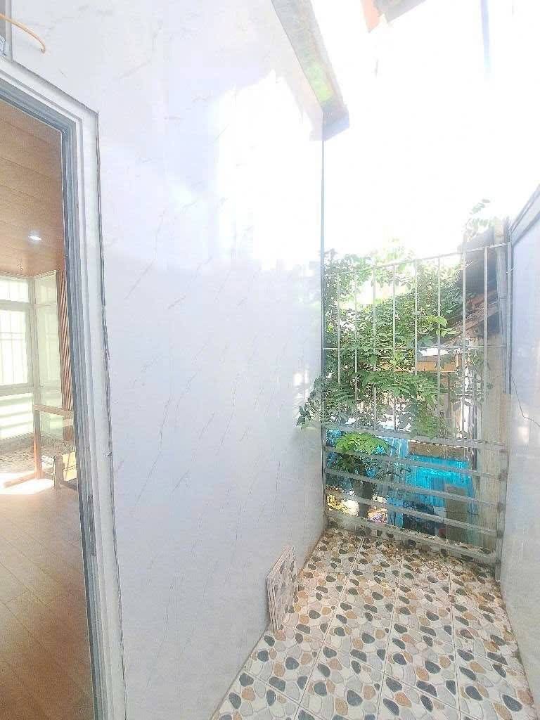 Bán nhà Tập thể Tân Mai - diện tích 55m2 2 tầng - Ô tô đỗ cửa - giá 3,75 tỷ