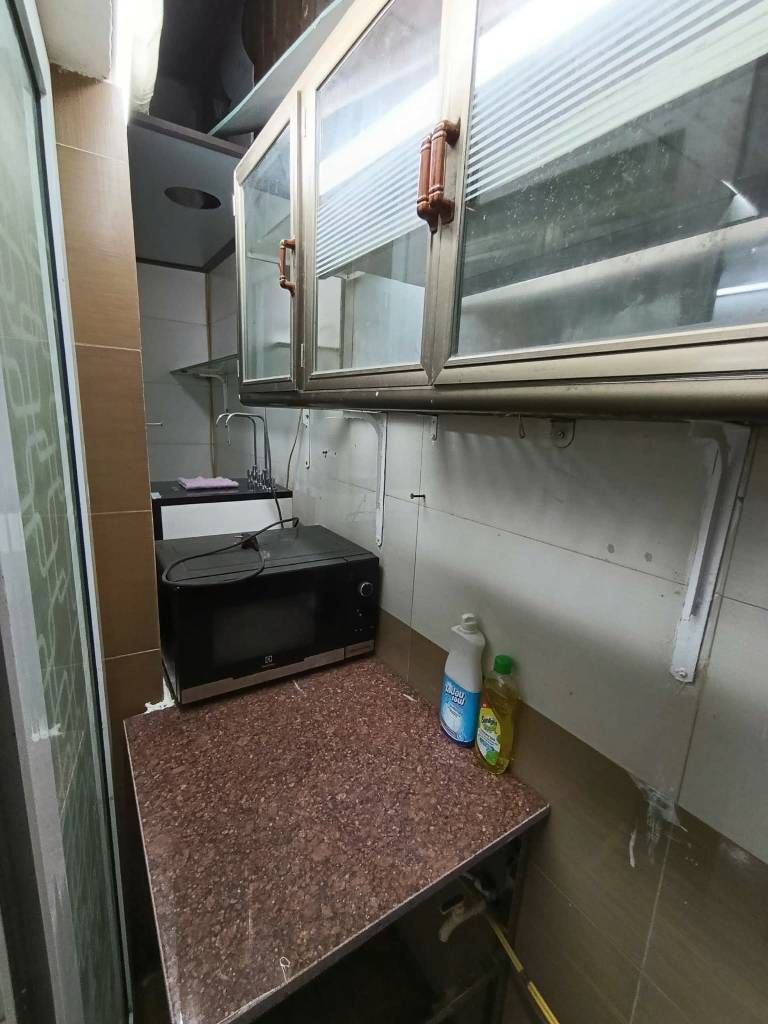 Bán nhà Nguyễn Chính - diện tích 30m2 2 tầng - Ô TÔ TRÁNH - giá 3,6 tỷ