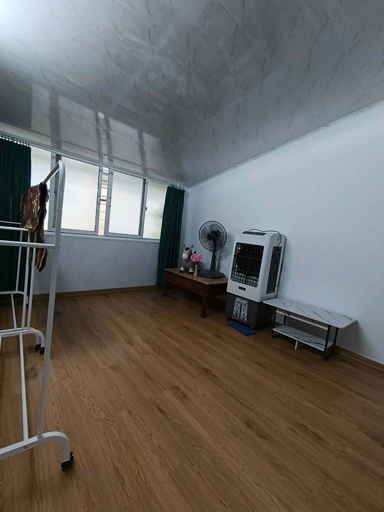 Bán nhà Nguyễn Chính - diện tích 30m2 2 tầng - Ô TÔ TRÁNH - giá 3,6 tỷ