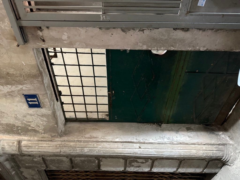 Bán nhà Ngõ Lệnh Cư - diện tích 41.4m2 3 tầng - GẦN PHỐ - DÂN XÂY CHẮC CHẮN - giá 13,5 tỷ