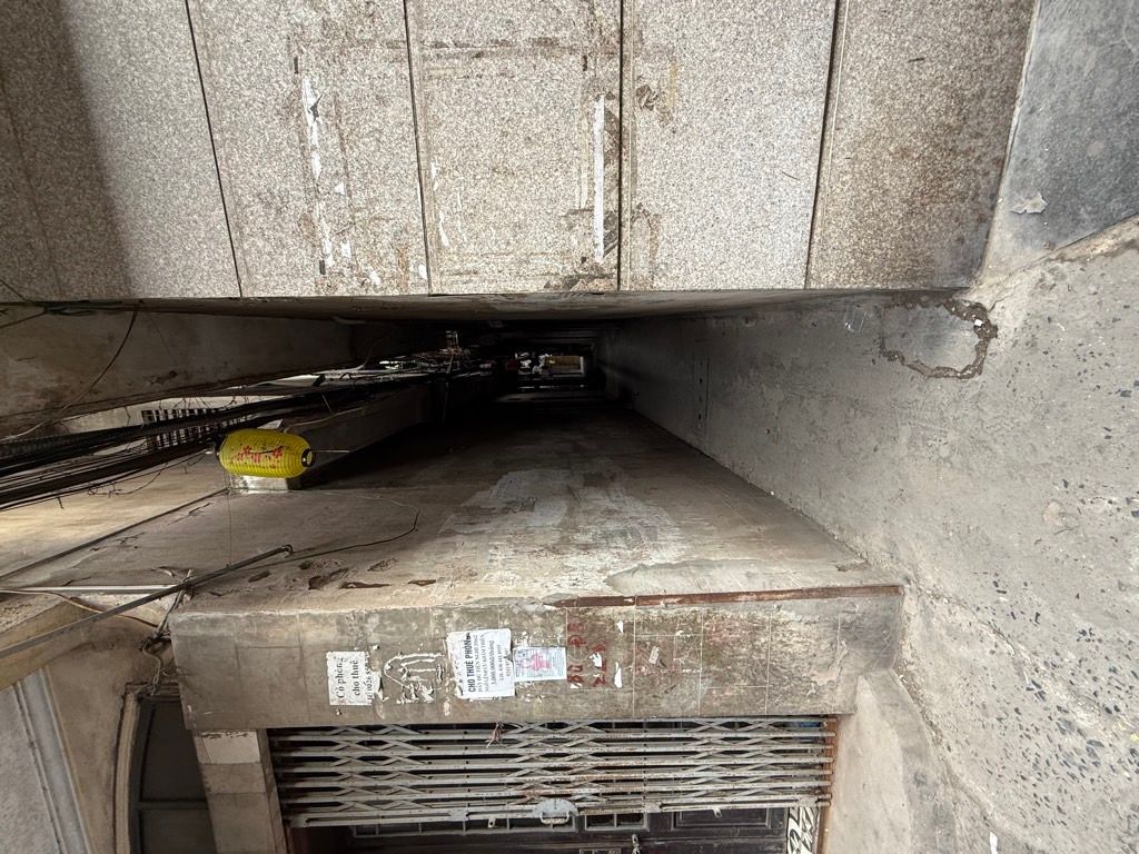 Bán nhà Ngõ Lệnh Cư - diện tích 41.4m2 3 tầng - GẦN PHỐ - DÂN XÂY CHẮC CHẮN - giá 13,5 tỷ