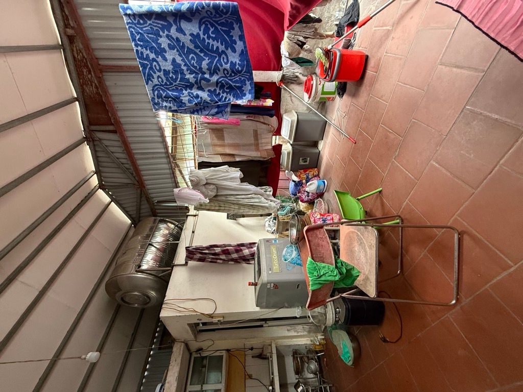 Bán nhà Ngõ Lệnh Cư - diện tích 41.4m2 3 tầng - GẦN PHỐ - DÂN XÂY CHẮC CHẮN - giá 13,5 tỷ