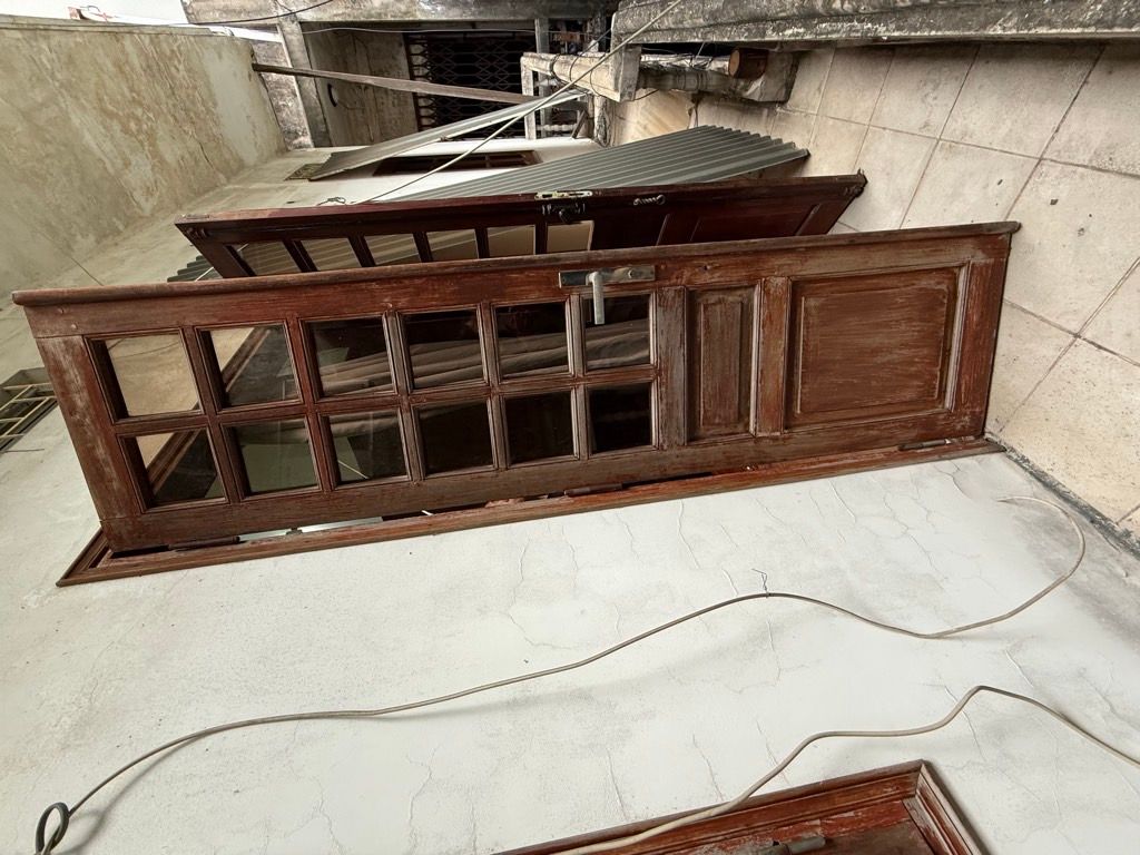 Bán nhà Ngõ Lệnh Cư - diện tích 41.4m2 3 tầng - GẦN PHỐ - DÂN XÂY CHẮC CHẮN - giá 13,5 tỷ