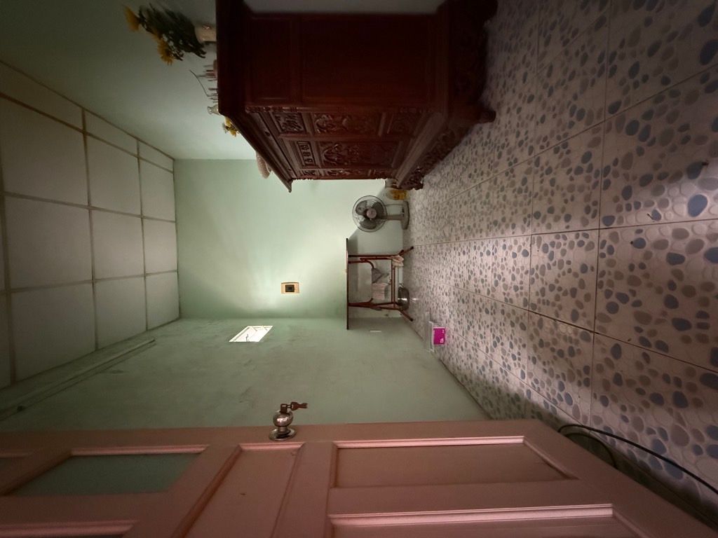 Bán nhà Ngõ Lệnh Cư - diện tích 41.4m2 3 tầng - GẦN PHỐ - DÂN XÂY CHẮC CHẮN - giá 13,5 tỷ