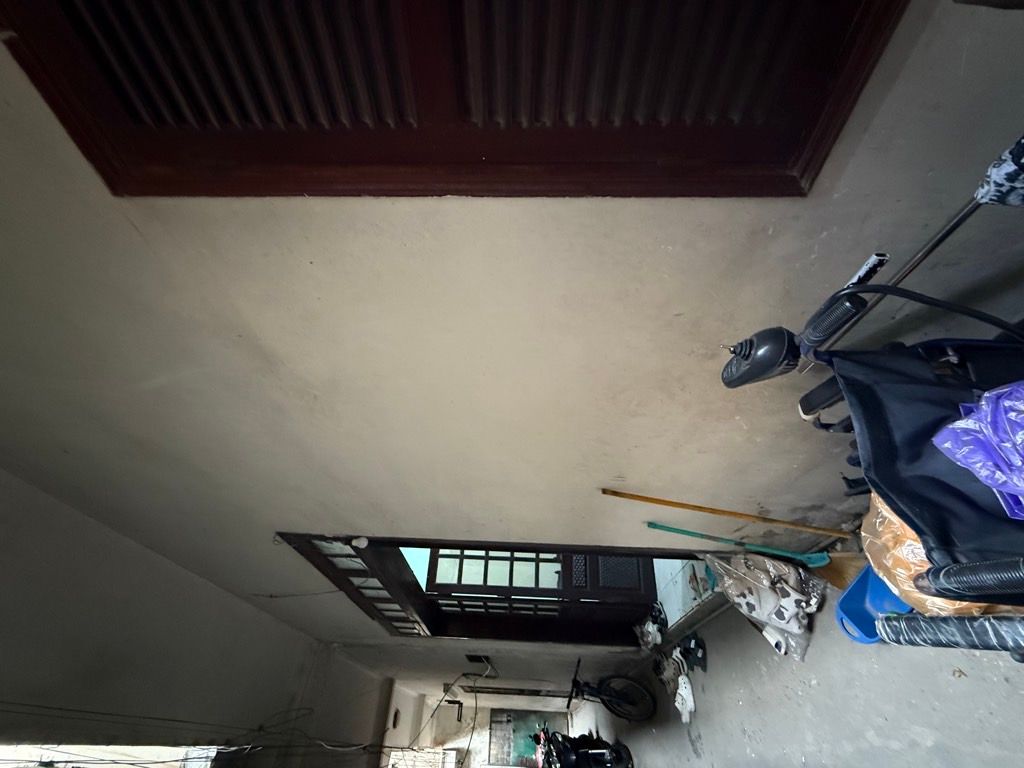 Bán nhà Ngõ Lệnh Cư - diện tích 41.4m2 3 tầng - GẦN PHỐ - DÂN XÂY CHẮC CHẮN - giá 13,5 tỷ