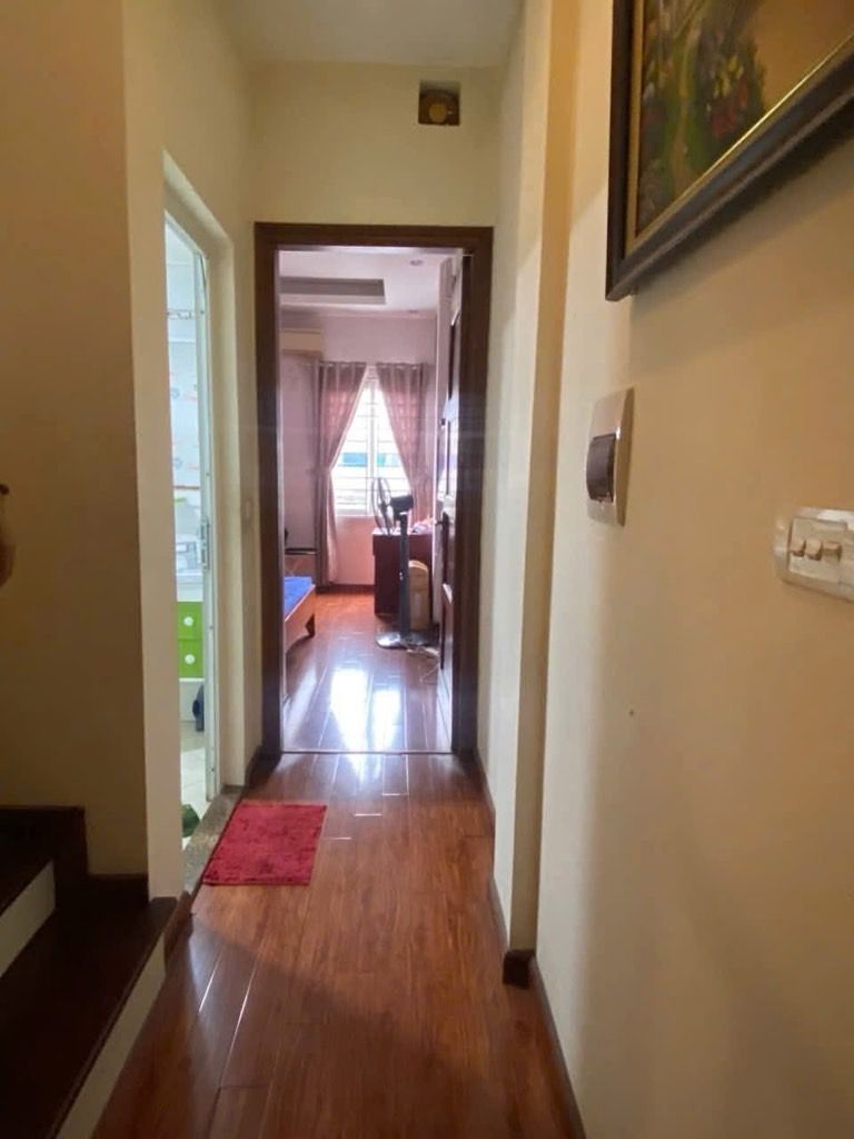 Bán nhà Nguyễn Trãi - diện tích 28m2 5 tầng - Mặt phố trung tâm quận - giá 19 tỷ