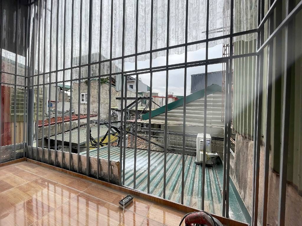 Bán nhà Định Công - diện tích 19m2 3 tầng - Nhà đẹp hiếm có - giá 1,9 tỷ