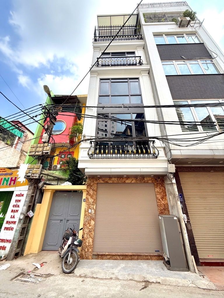 Bán nhà Bùi Xương Trạch - diện tích 30.2m2 6 tầng - Mặt phố kinh doanh - giá 12,3 tỷ