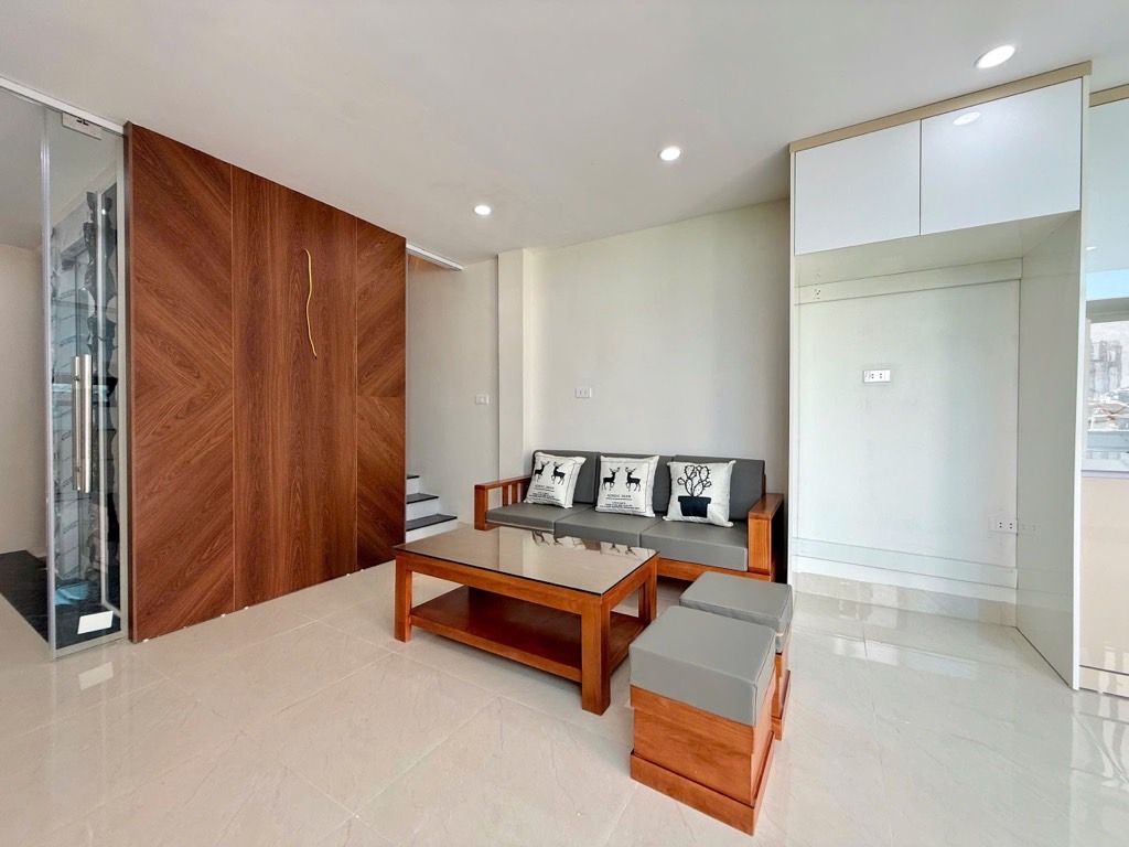 Bán nhà Bùi Xương Trạch - diện tích 30.2m2 6 tầng - Mặt phố kinh doanh - giá 12,3 tỷ