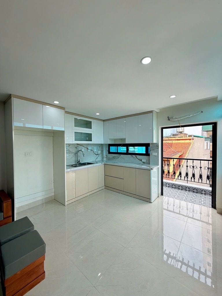 Bán nhà Bùi Xương Trạch - diện tích 30.2m2 6 tầng - Mặt phố kinh doanh - giá 12,3 tỷ