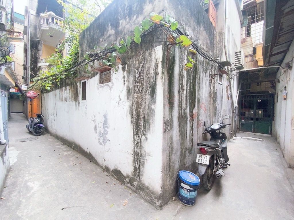 Bán nhà Trương Định - diện tích 46m2 1 tầng - Nhà cấp 4 cho thuê 3 phòng trọ - giá 9,6 tỷ